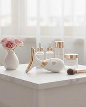 Cargar imagen en el visor de la galería, Masajador cuello y papada con vibración / SkinTone
