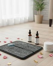 Cargar imagen en el visor de la galería, Masajeador de pies electroestimulador / Sofeet
